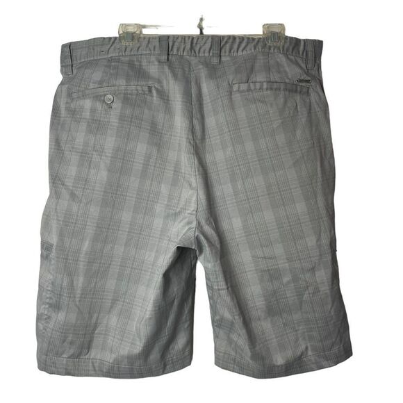 Greg Norman Gray and White Plaid Shorts Stretchy Shorts with Pockets waist 38 - Picture 10 of 12